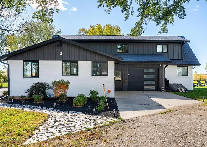 Дом отдыха Private 4br Estate On 11 Acres, Game Room, Near Hospitals & Casino Рокфорд
